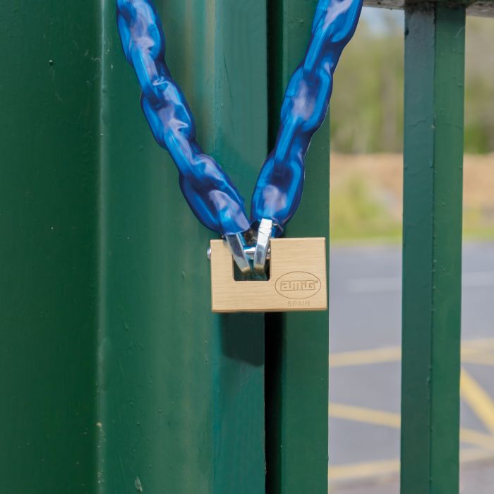 Candado rectangular en latón, AMIG