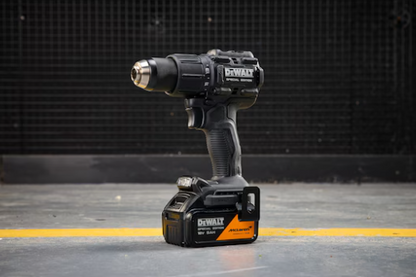 TALADRO PERCUTOR McLaren XR 18V 90Nm CARGADOR+2BAT5Ah, DCD86MP2T-QW, DeWALT
