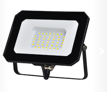 PROYECTOR LED ULTRAPLANO COMPACTO 5000K