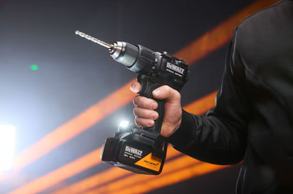 TALADRO PERCUTOR McLaren XR 18V 90Nm CARGADOR+2BAT5Ah, DCD86MP2T-QW, DeWALT