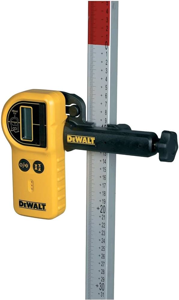 REGLA DE CONSTRUCCION GRADUADA DE 2,4M DEWALT