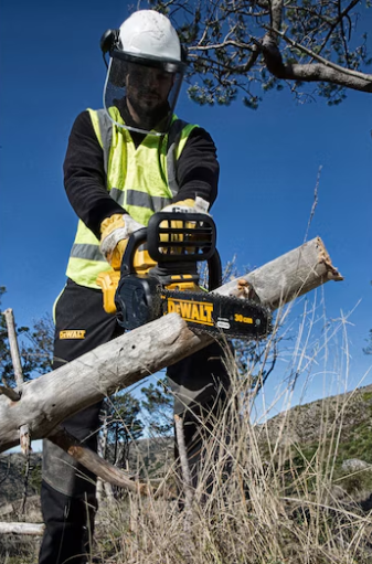 MOTOSIERRA XR 18V / Largo de espada 30CM, 1bat 5Ah + Cargador , DCM565P1-QW, DeWALT