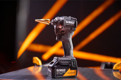 ATORNILLADOR IMPACTO McLaren XR 18V 1/4" 205Nm CARGADOR+2BAT5Ah, DCF86P2T-QW, DeWALT