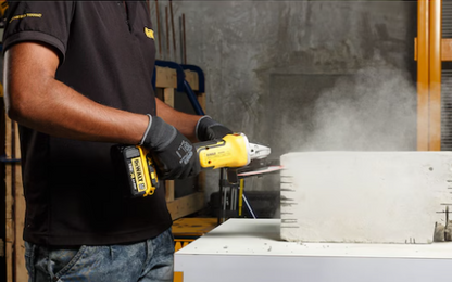 AMOLADORA 125MM XR 18V 2BAT 5AH+CARGADOR DCG405P2 DeWALT