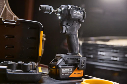 ATORNILLADOR IMPACTO McLaren XR 18V 1/4" 205Nm CARGADOR+2BAT5Ah, DCF86P2T-QW, DeWALT