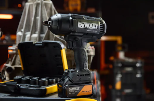 LLAVE IMPACTO McLaren XR 18V 1/2" Alto Par 1.356Nm CARGADOR+2BAT5Ah, DCF99MP2T-QW, DeWALT