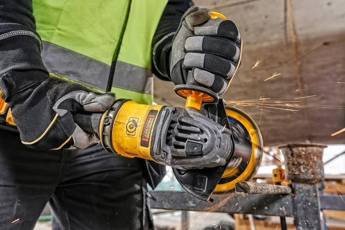 MINI-AMOLADORA SIN ESCOBILLAS 2BatX54V/6Ah 125mm, DCG418T2-QW , DEWALT