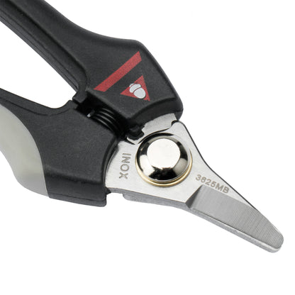 RECOLECTORA CON MANGO BIMATERIAL, DE ACERO INOXIDABLE PARA USO PROFESIONAL PROLINE BELLOTA