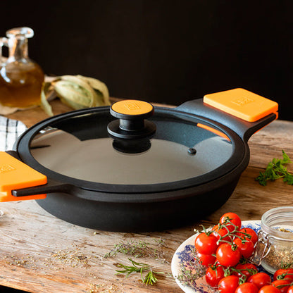 Cacerola baja Efficient Plus BRA — ejemplo de uso (A430524, A430528, A430532, A430536); alimentos y otros utensilios no incluidos